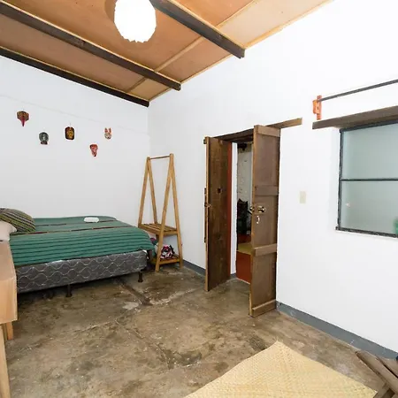 Casa Tamarindo Bed & Breakfast Antigua Exterior photo